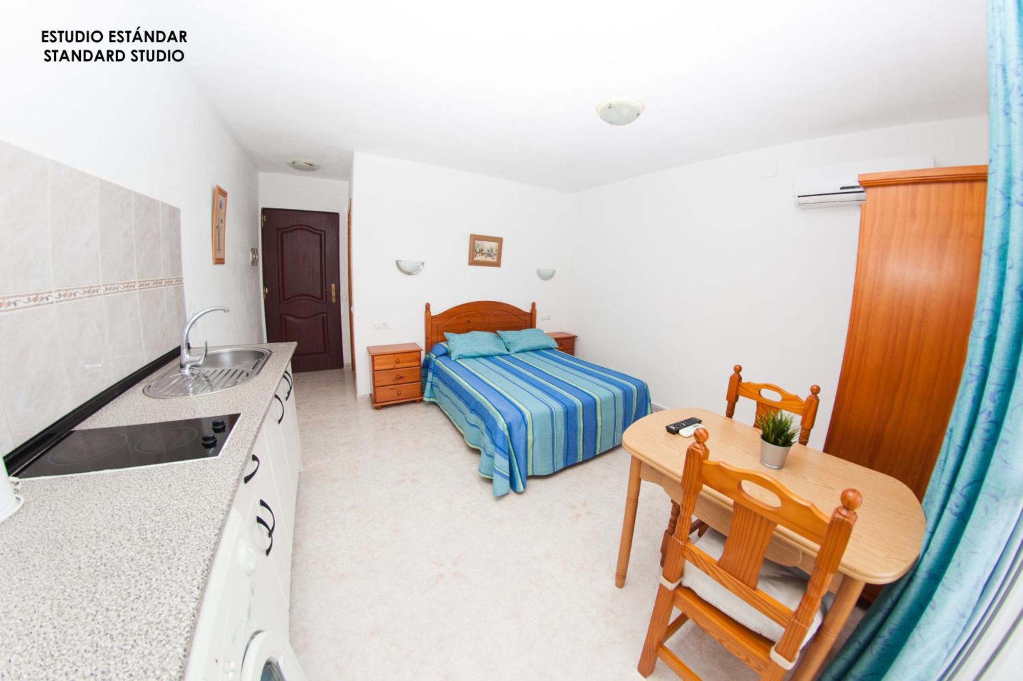 Apartamentos Rurales Santos Benajarafe Room photo